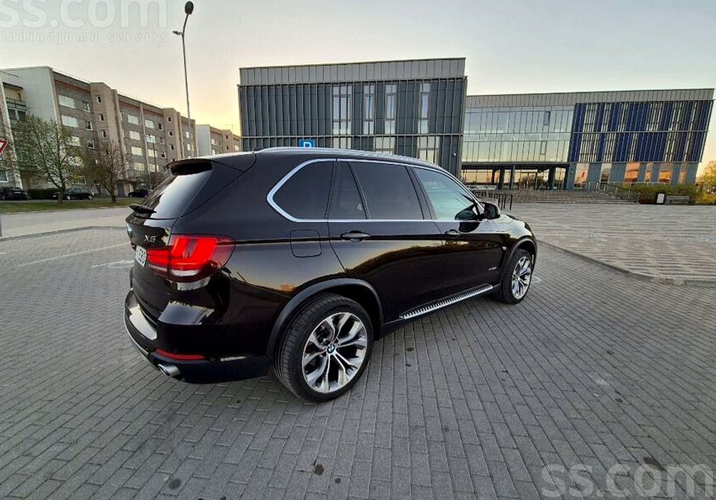 BMW X5 — foto 5