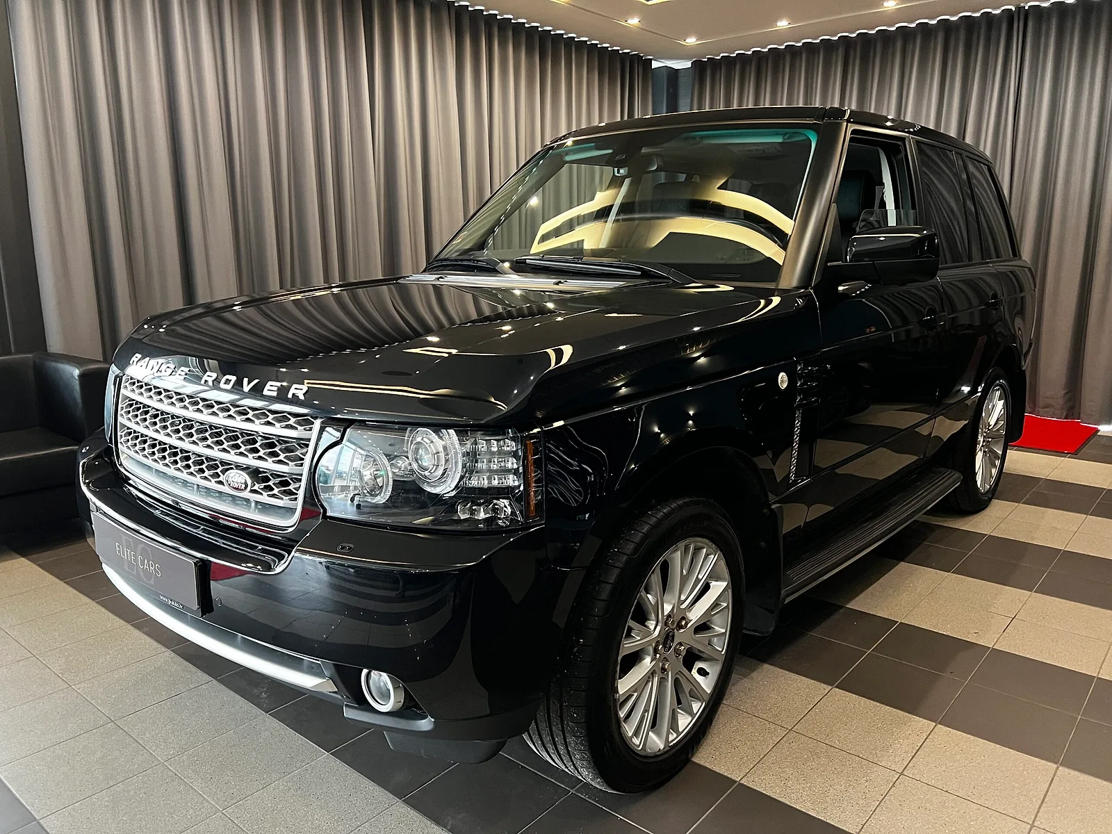 Land Rover Range Rover Supercharged, 2012. gads