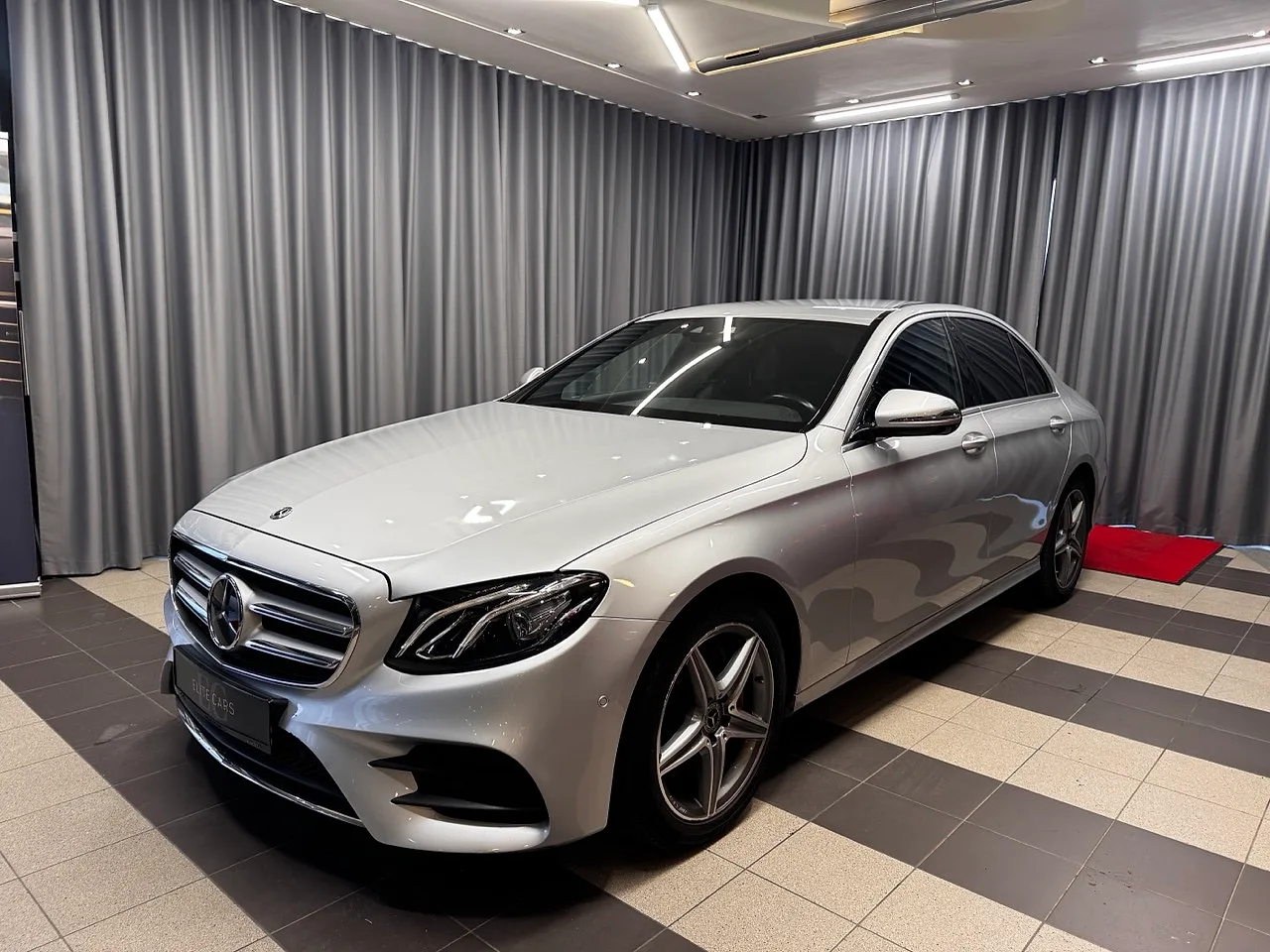 Mercedes-Benz e200, 2019. gads