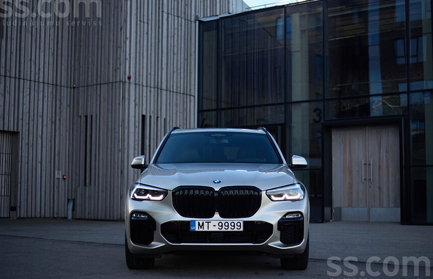 BMW X5 — foto 2