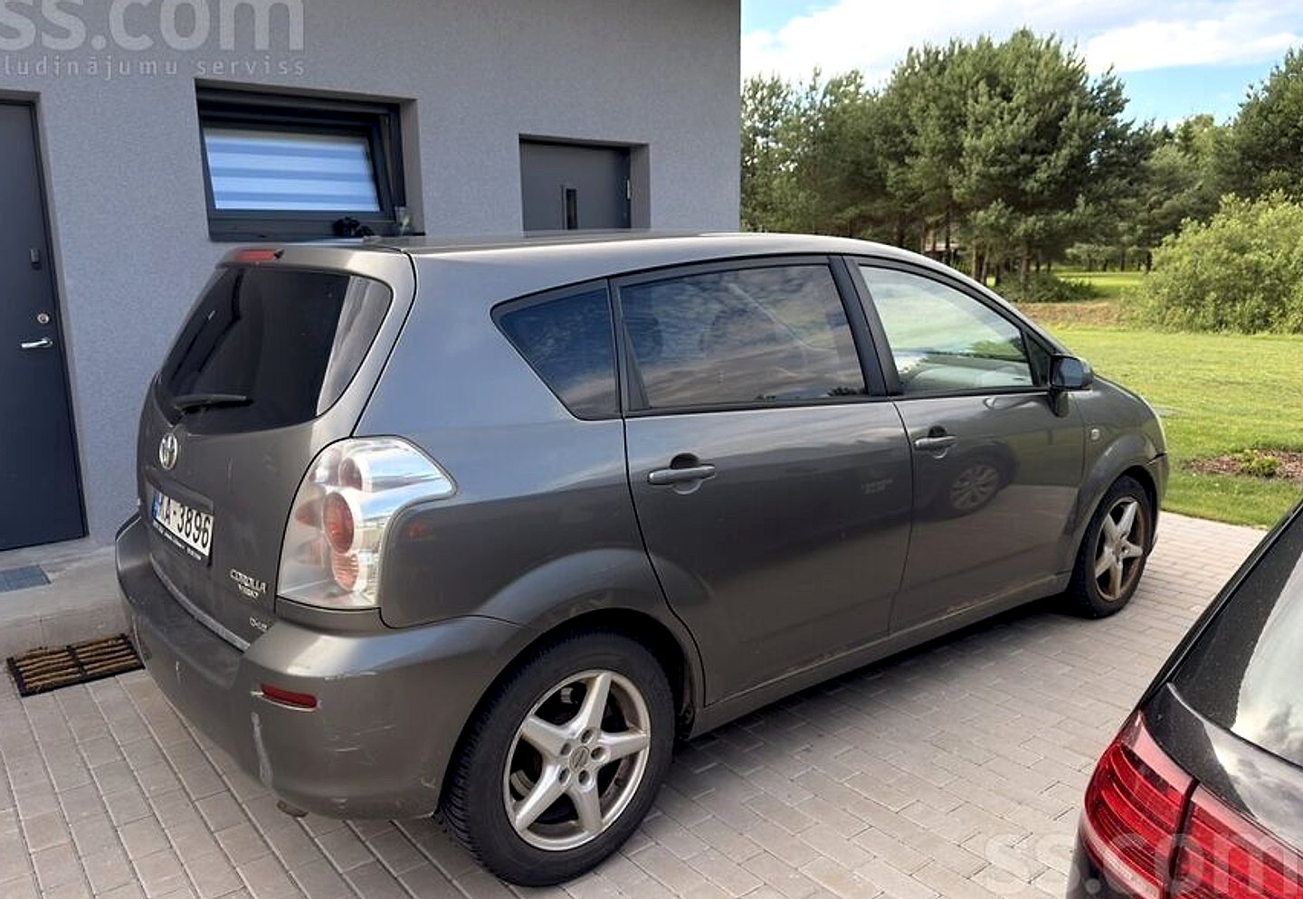 Toyota Corolla Verso — foto 2