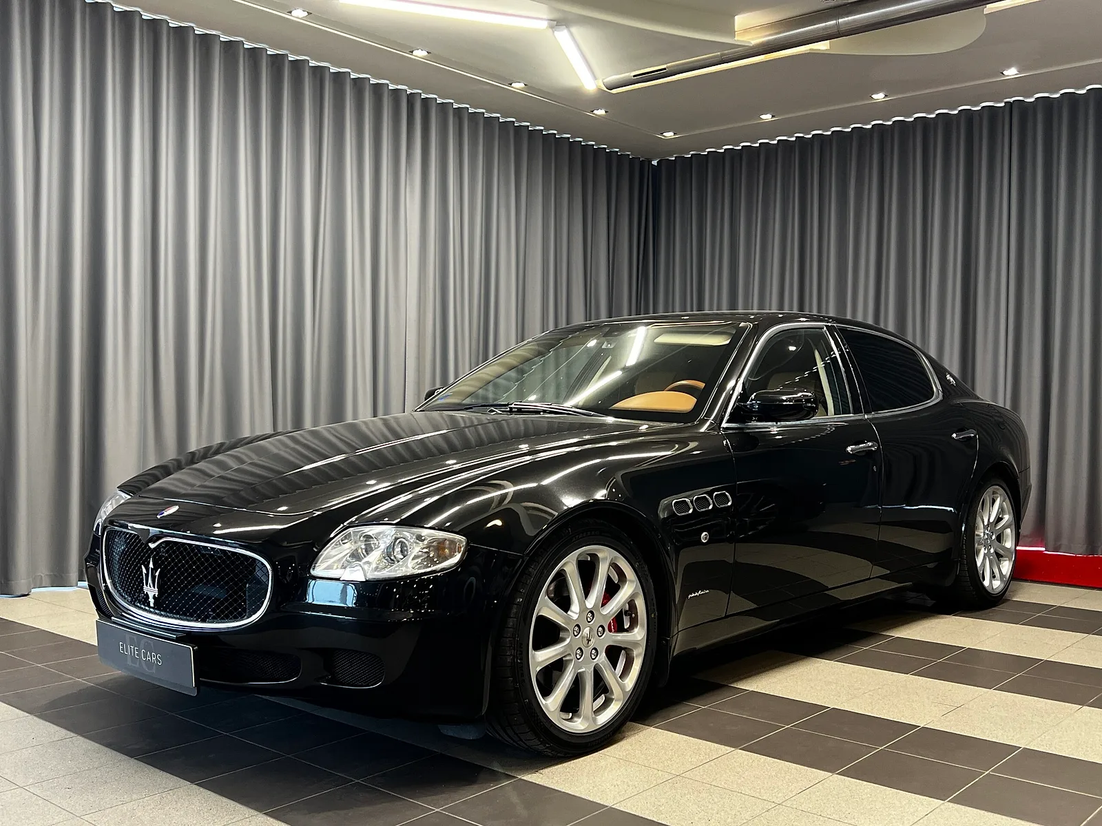 Maserati Quattroporte, 2005. gads