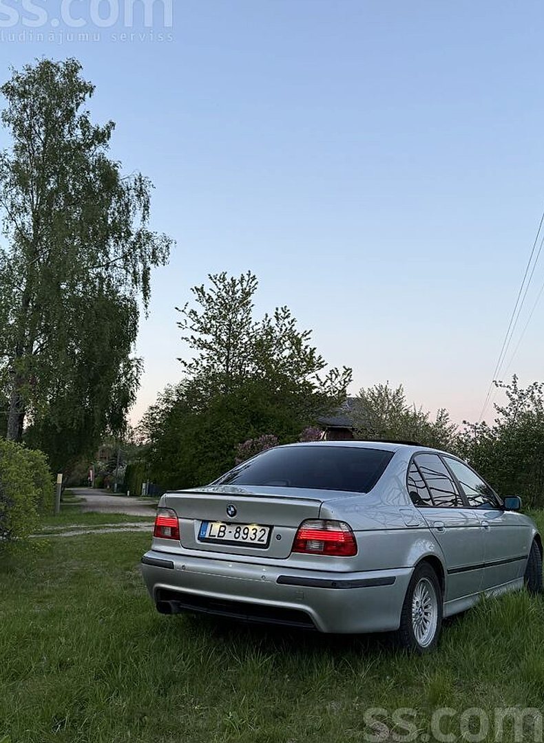 BMW 530 — foto 2