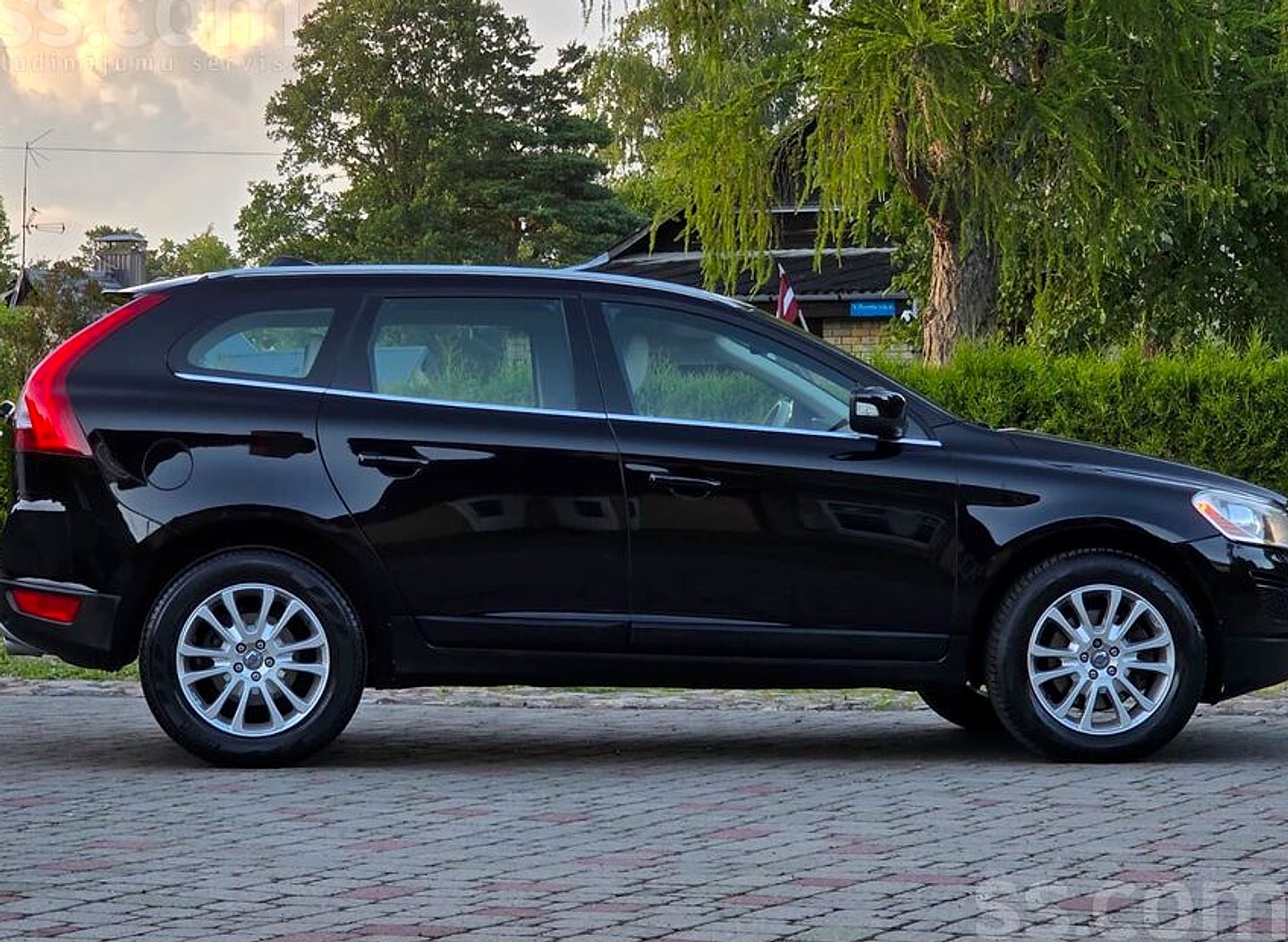 Volvo XC 60 — foto 6