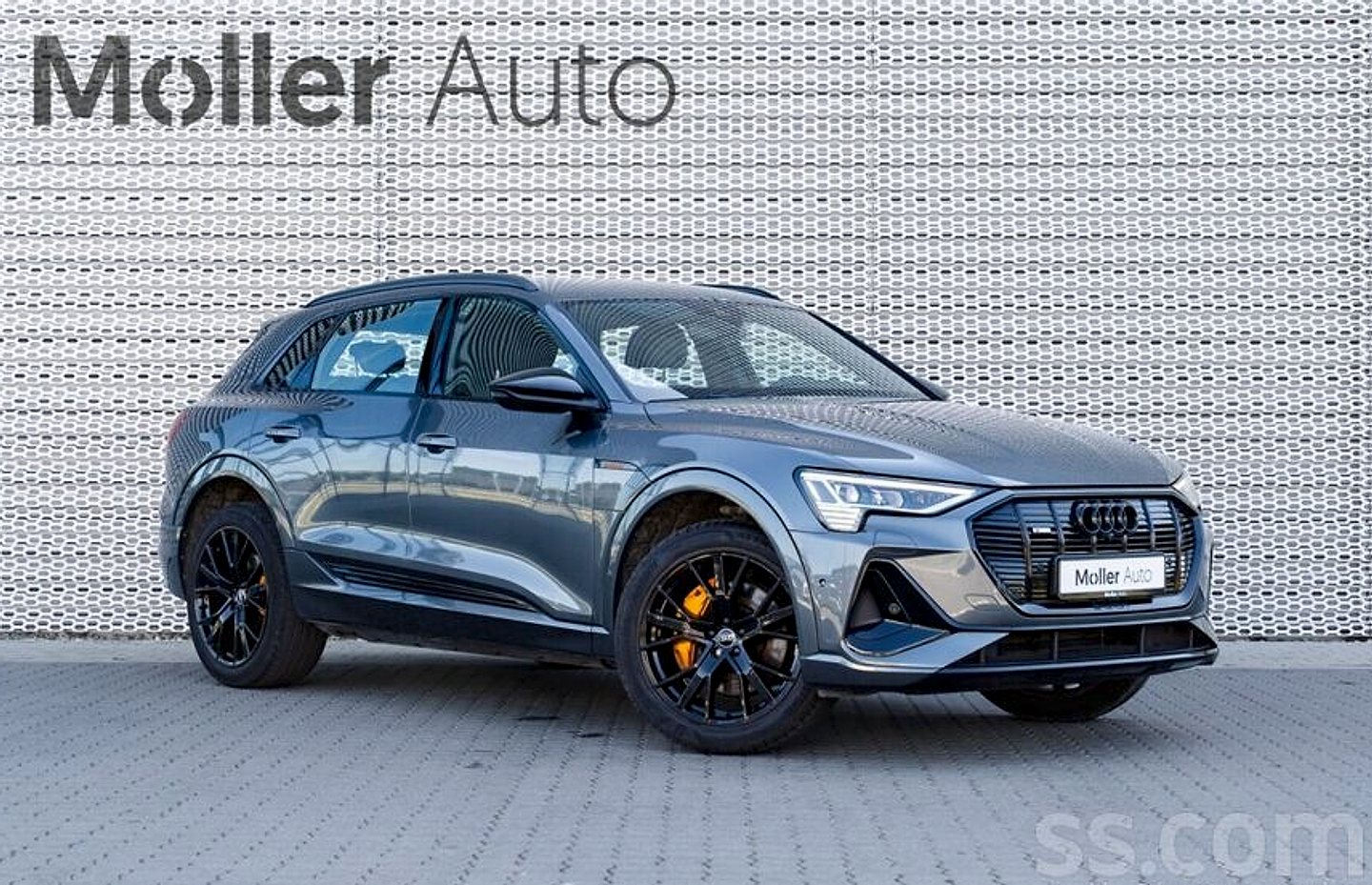 Audi E-tron — foto 2