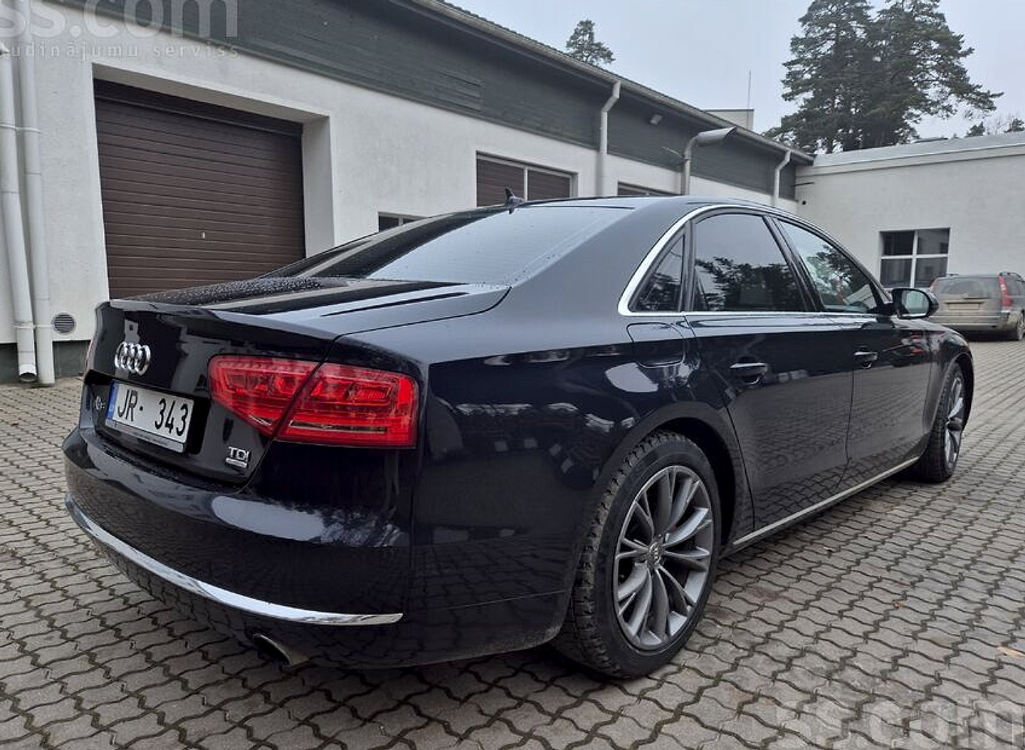 Audi A8 — foto 2