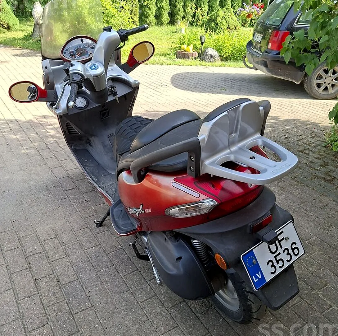 Kymco Grand Dinc 125, 2002. gads
