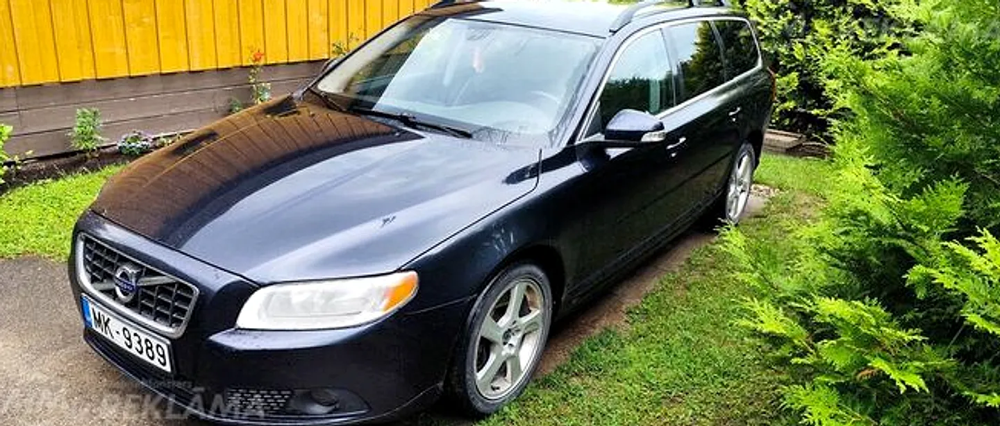 Volvo V70, 2010. gads