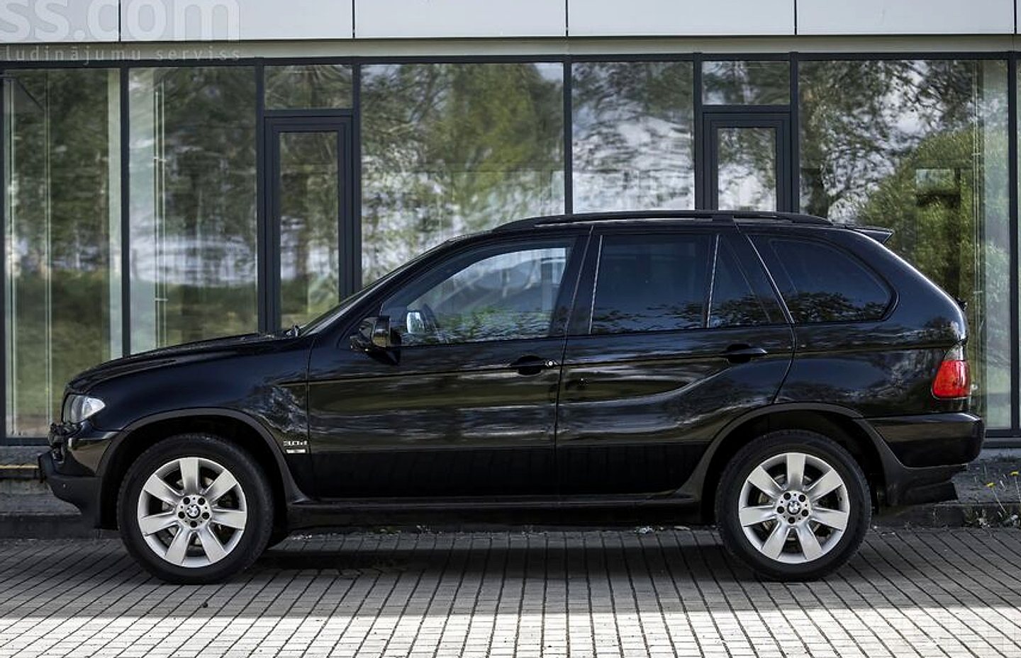 BMW X5 — foto 2