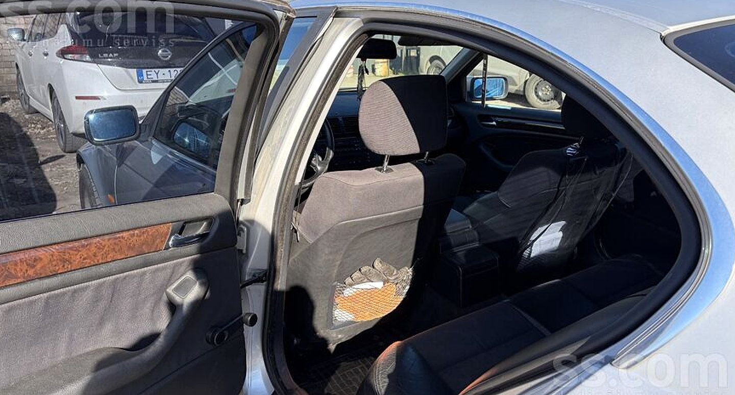 BMW 323 — foto 6