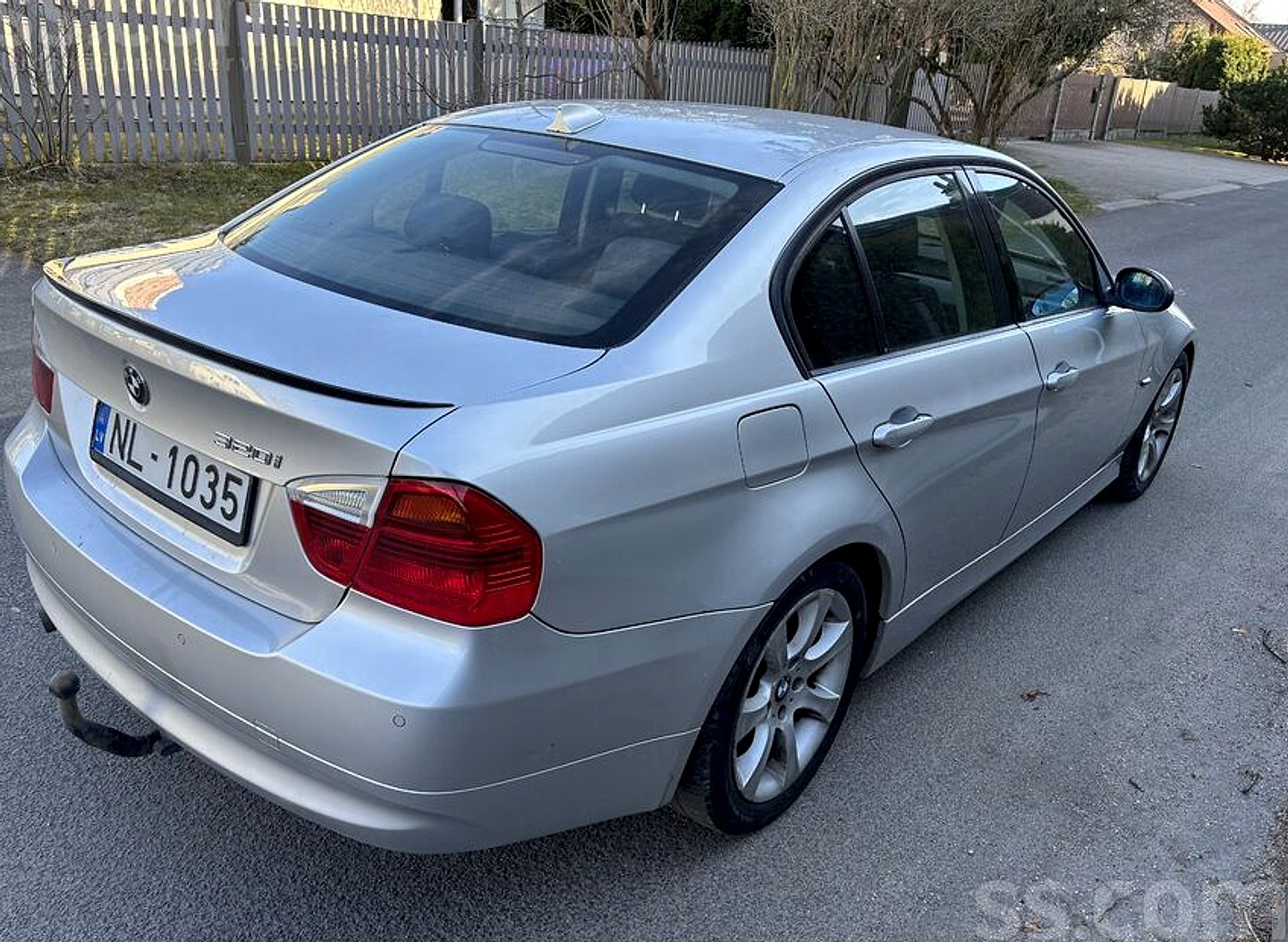 BMW 320 — foto 5