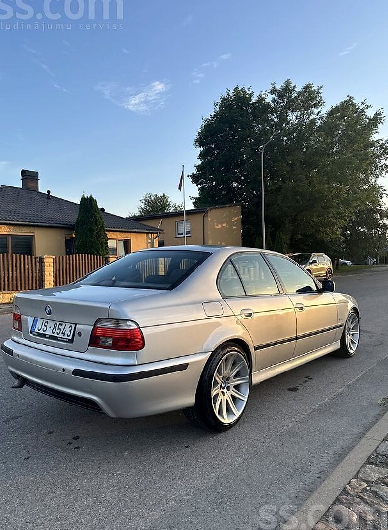 BMW 530 — foto 4