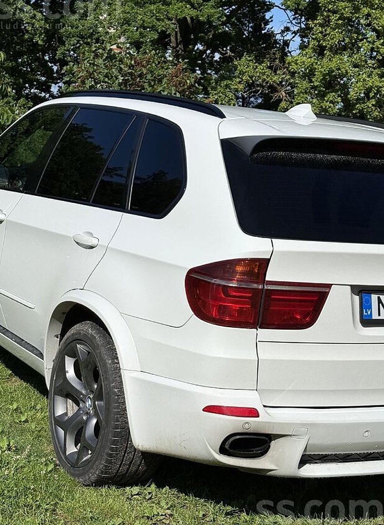 BMW X5 — foto 4