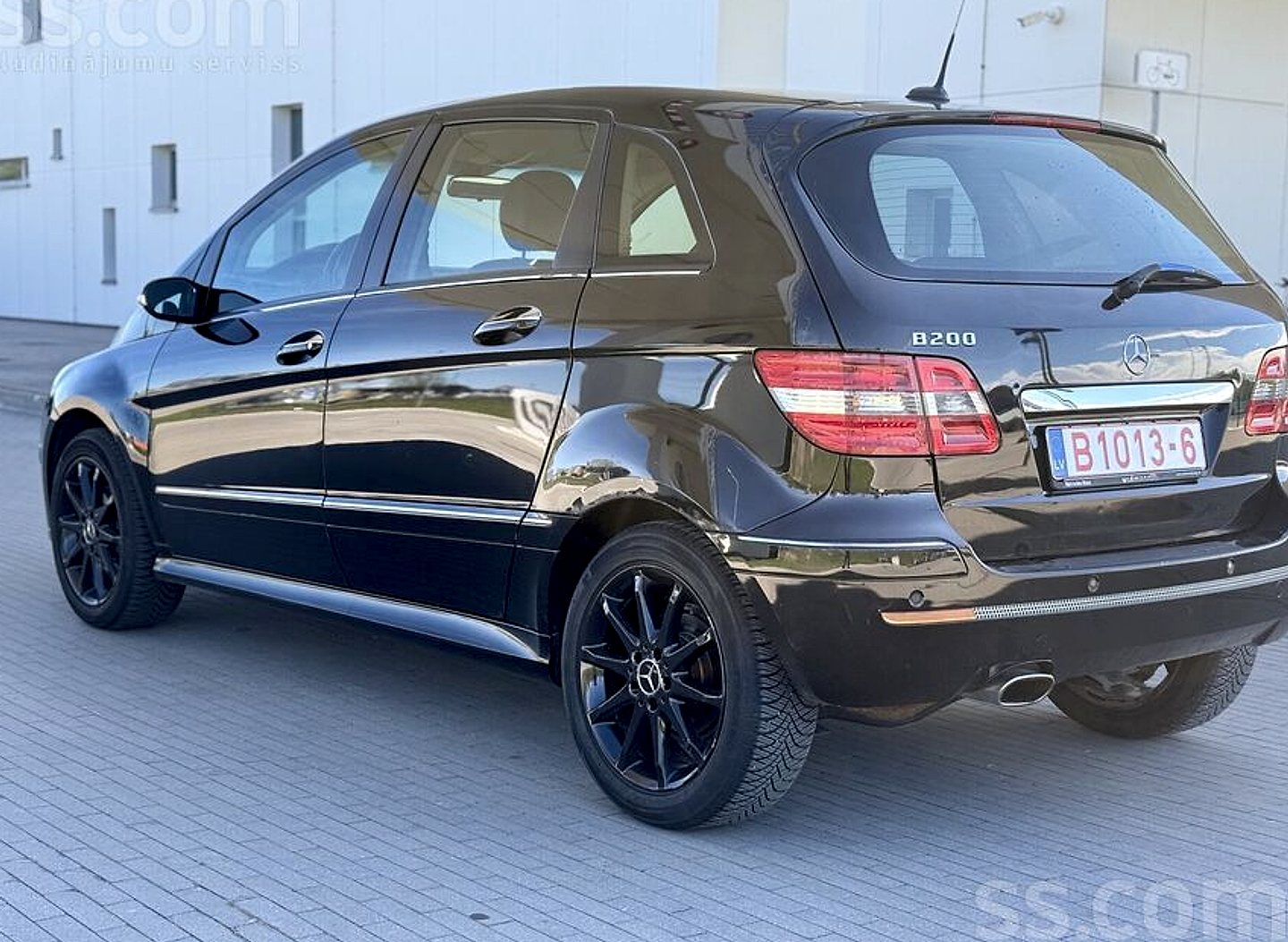Mercedes-Benz B200 — foto 3