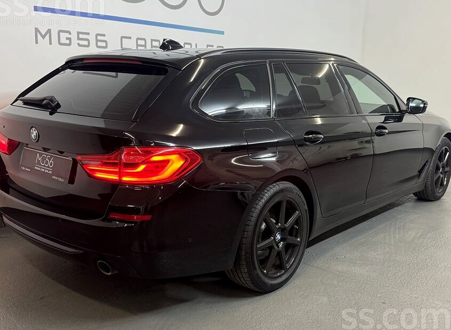 BMW 520 — foto 5