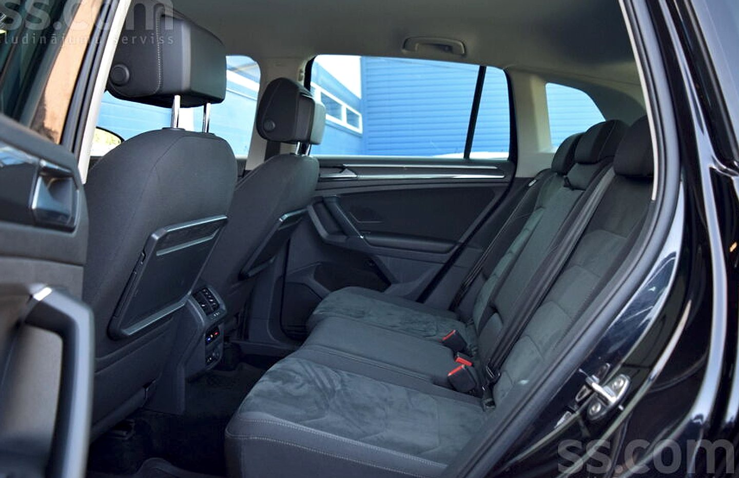 Volkswagen Tiguan — foto 4