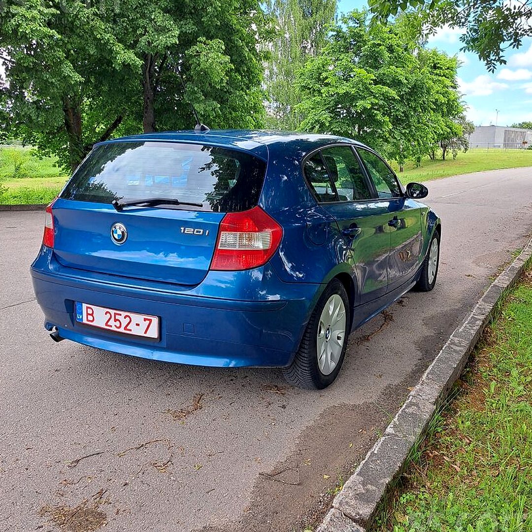 BMW 120 — foto 5
