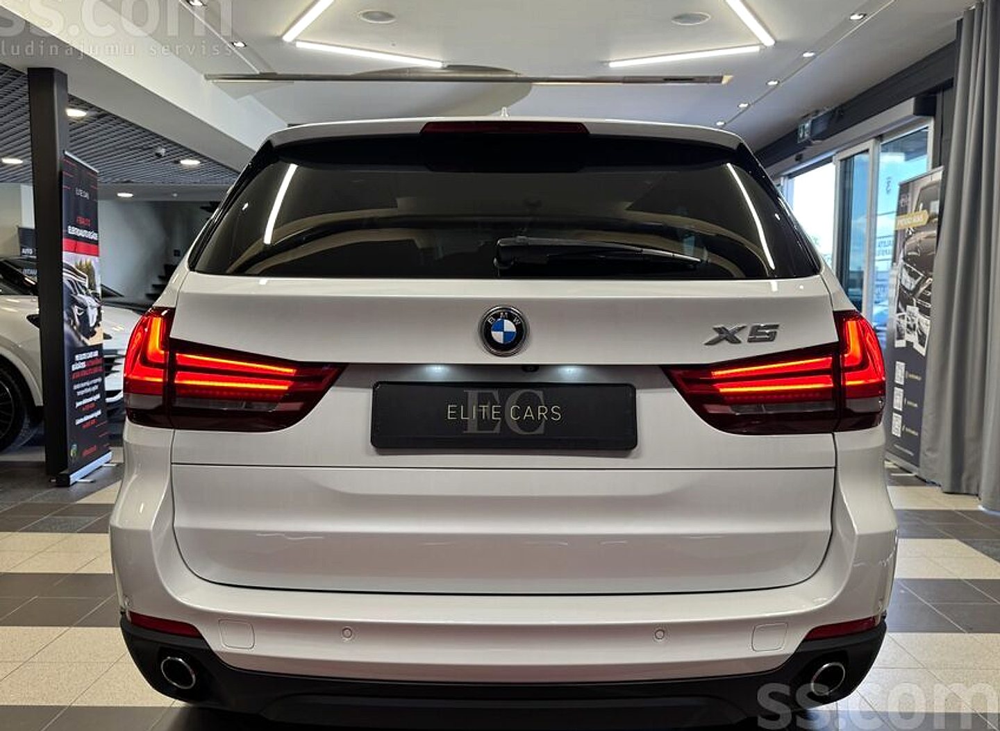 BMW X5 — foto 4
