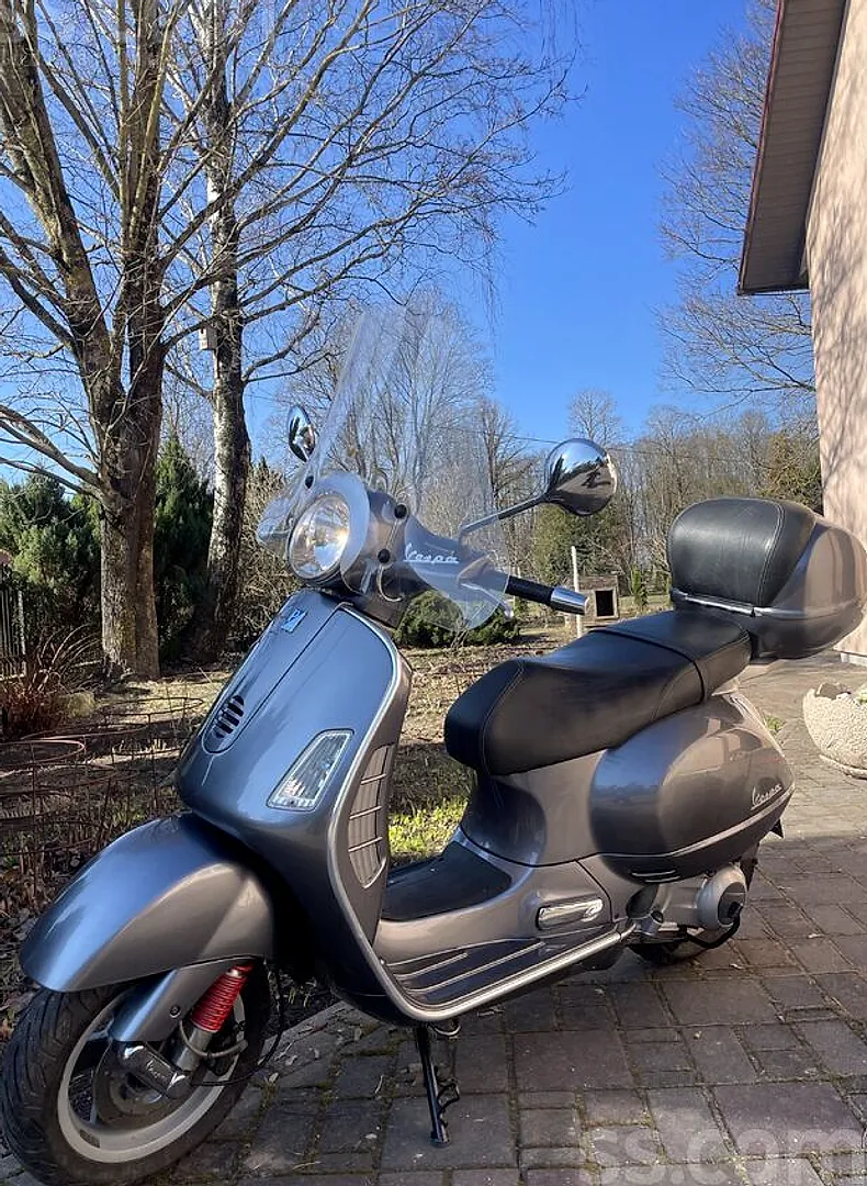 Piaggio Vespa gt, 2003. gads