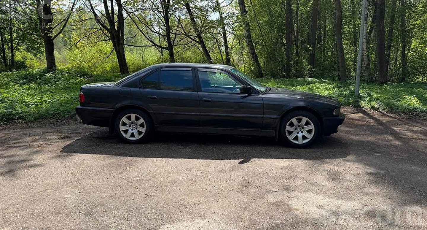 BMW 728 — foto 6