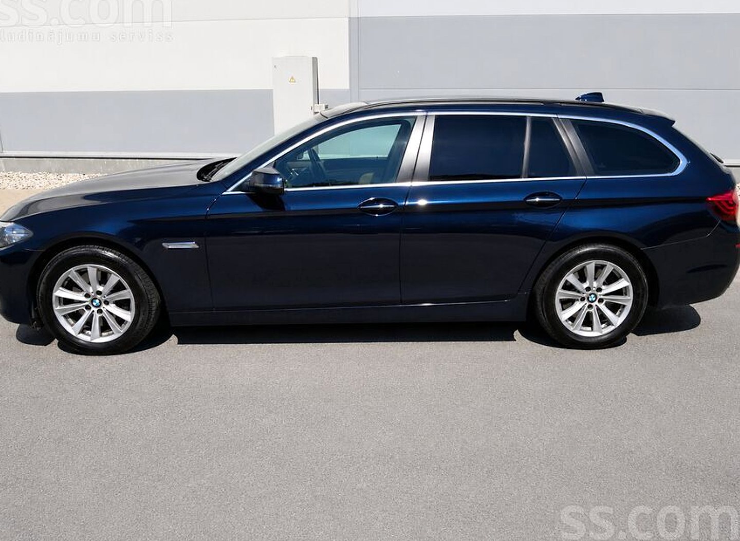 BMW 530 — foto 3