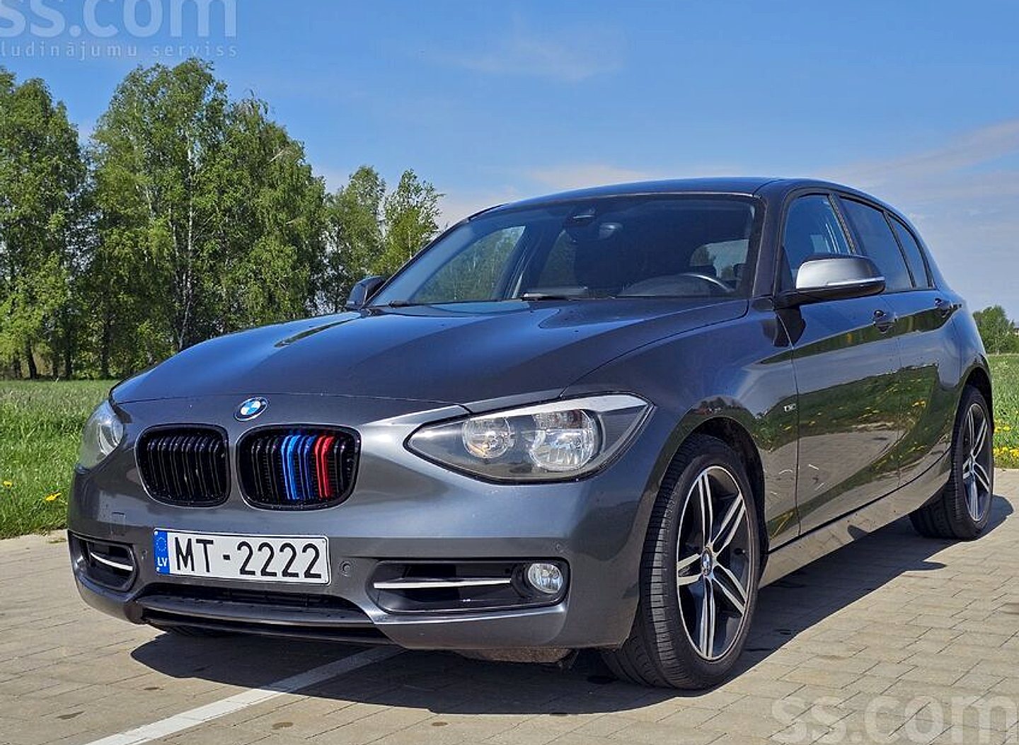 BMW 118 — foto 2