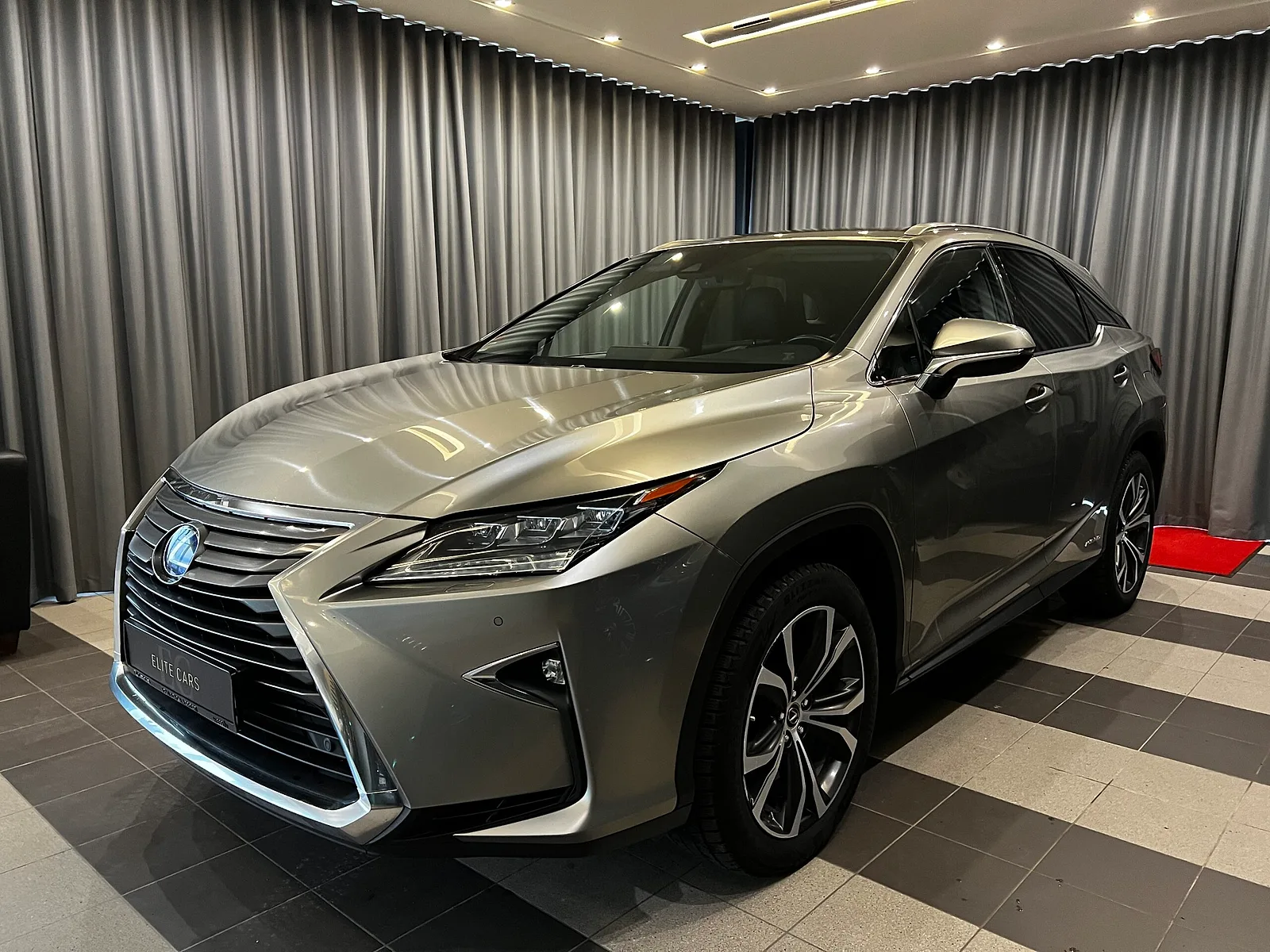 Lexus RX 450h, 2018. gads