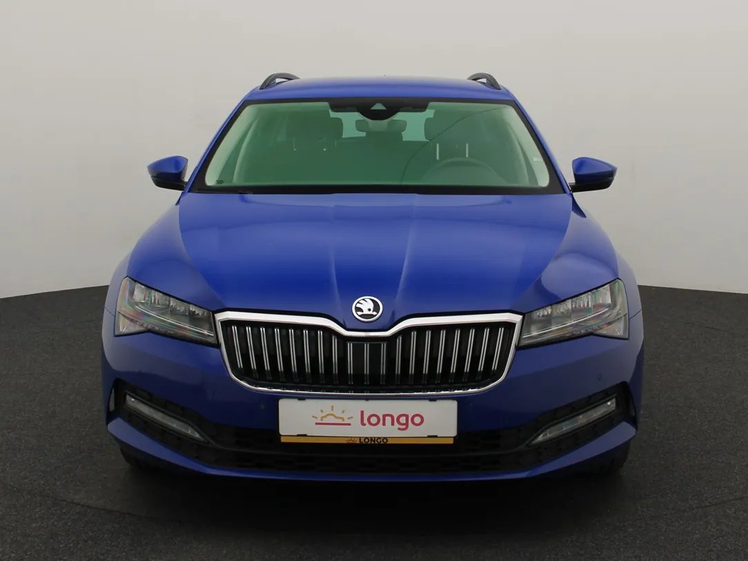 Škoda Superb — foto 4