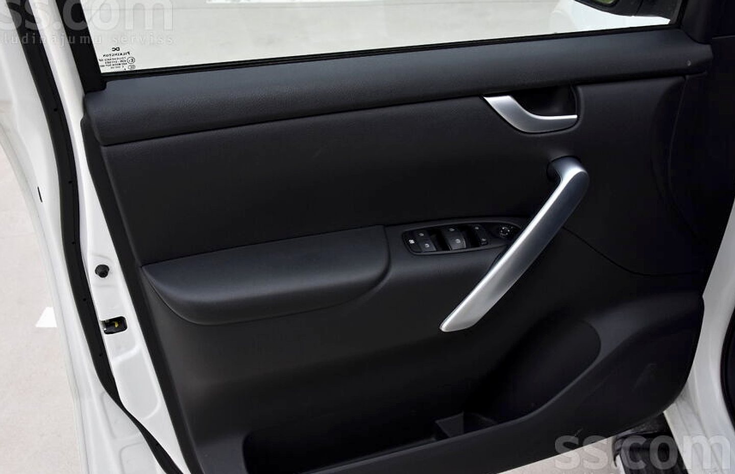 Mercedes-Benz X350 — foto 6