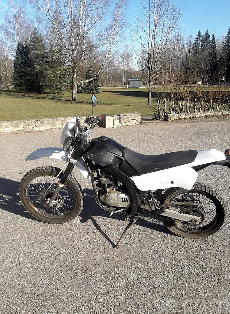 Suzuki Dr