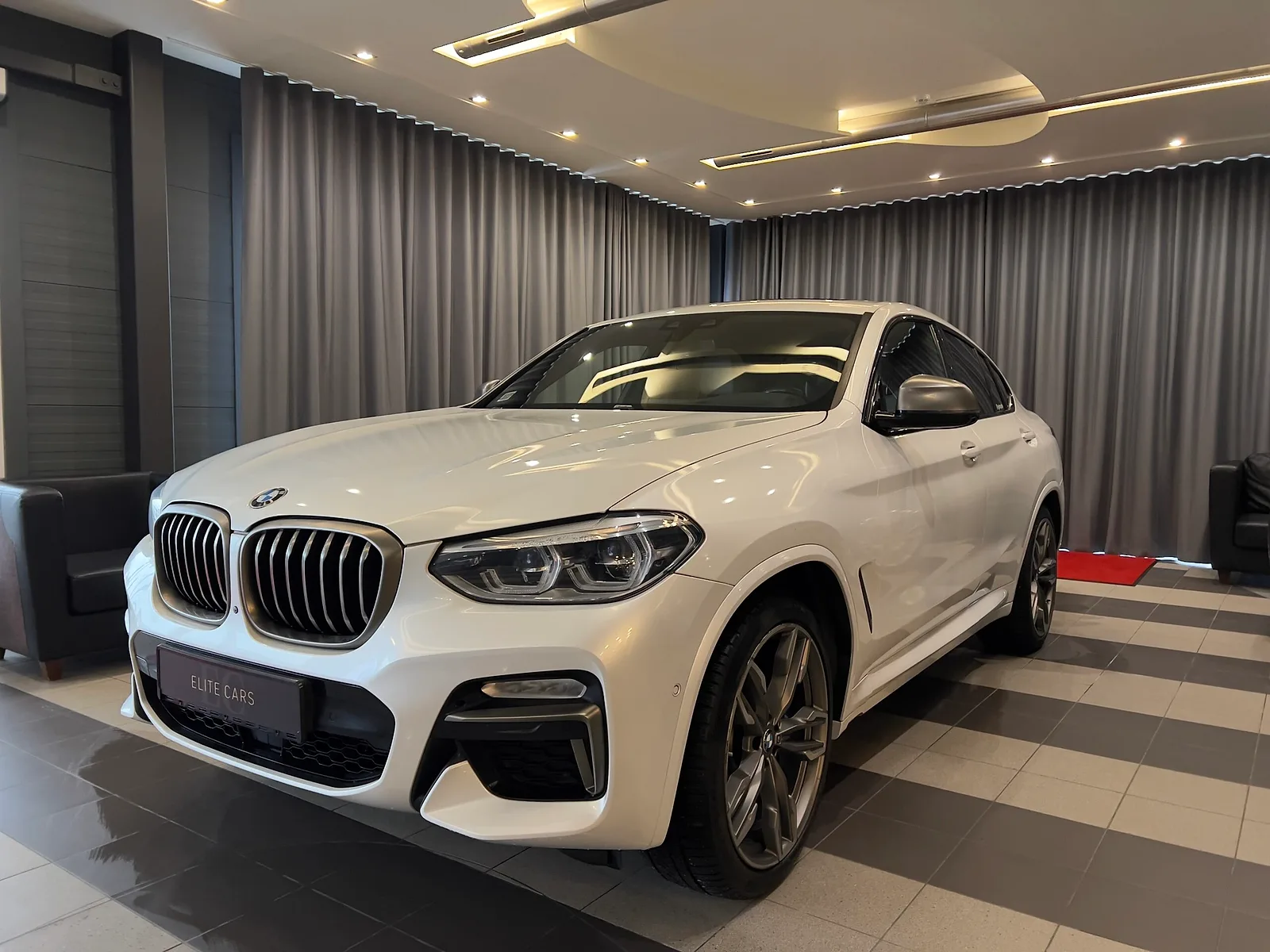 BMW X4 M40i, 2018. gads