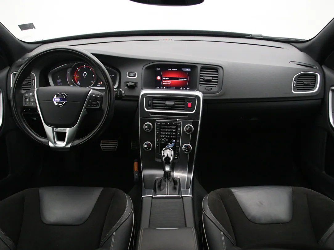 Volvo V60 — foto 3
