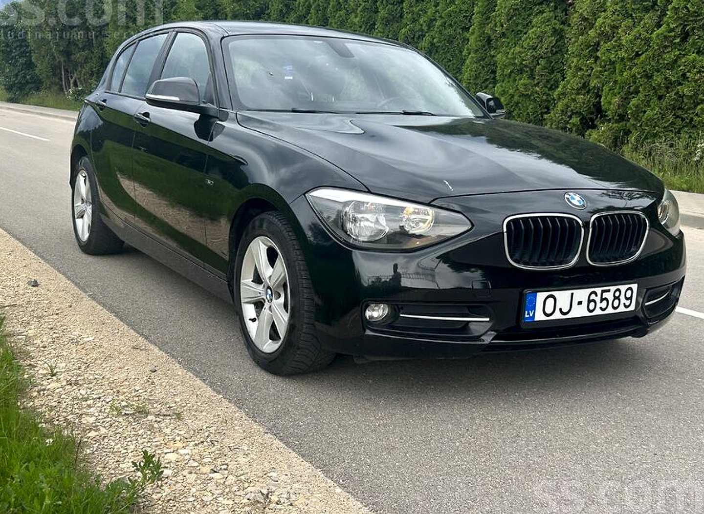 BMW 118 — foto 2