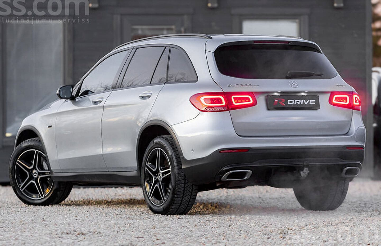 Mercedes-Benz GLC 300 — foto 6