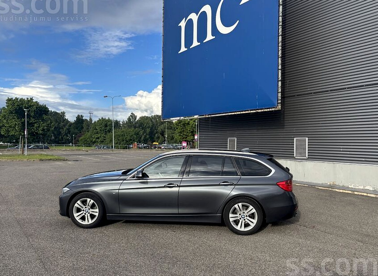 BMW 320 — foto 2
