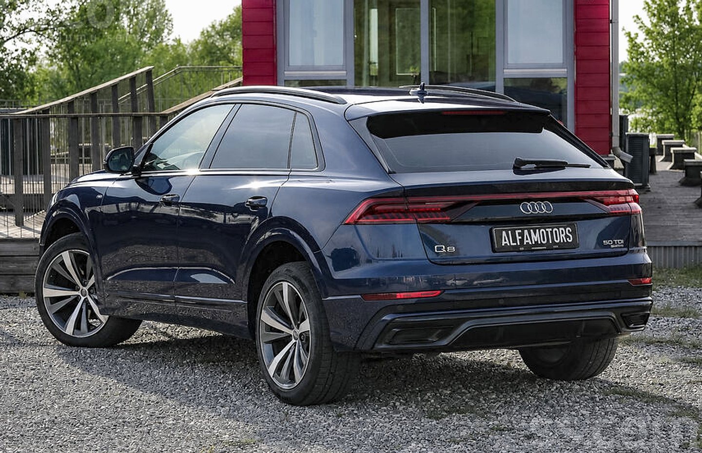 Audi Q8 — foto 3
