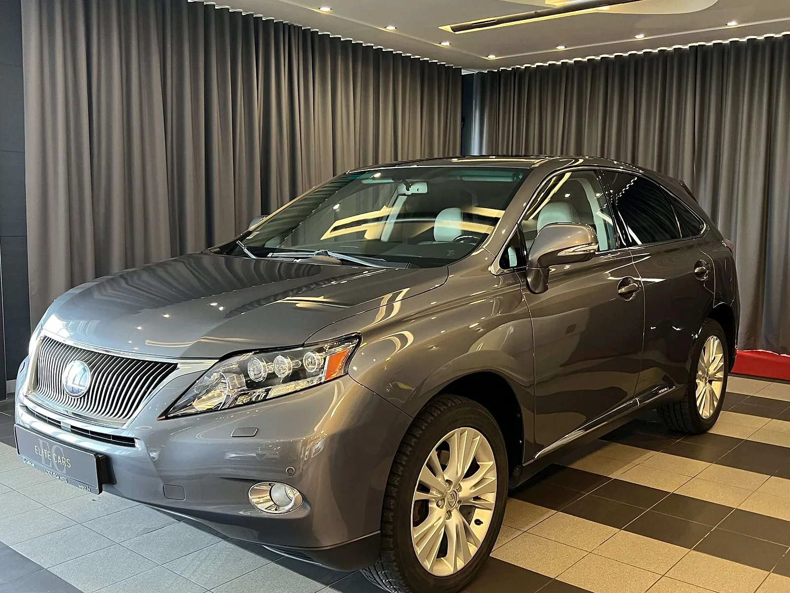 Lexus Rx 450h President, 2011. gads