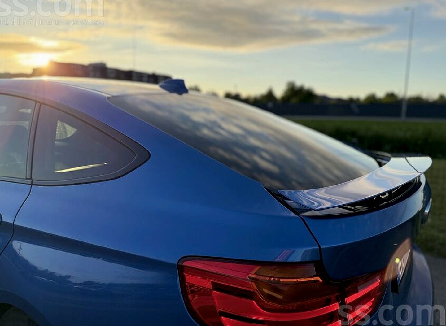 BMW 335 — foto 3