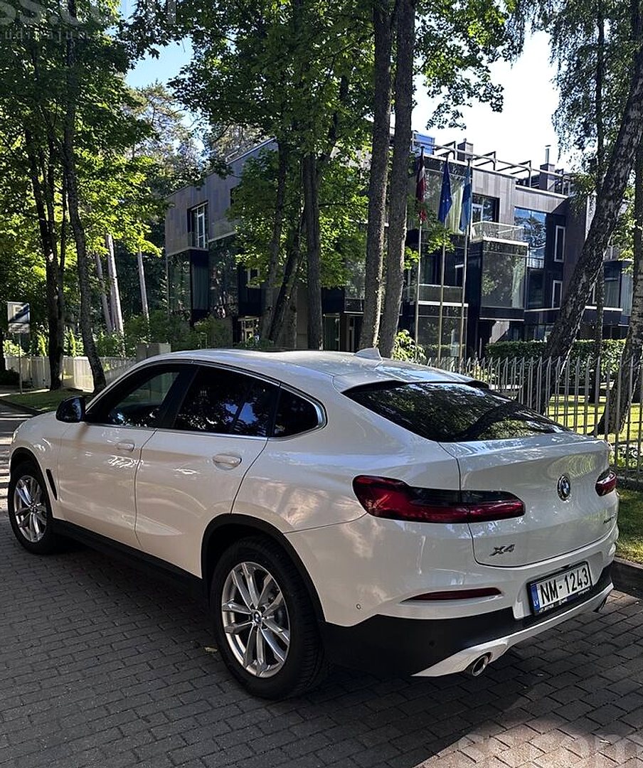 BMW X4 — foto 3
