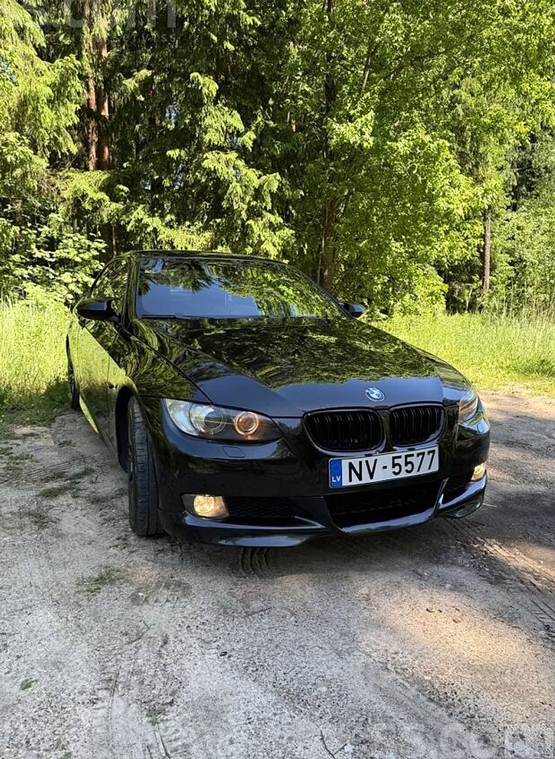 BMW 330 — foto 2