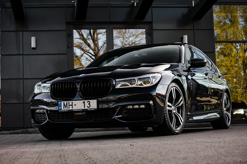 BMW 740, 2016. gads