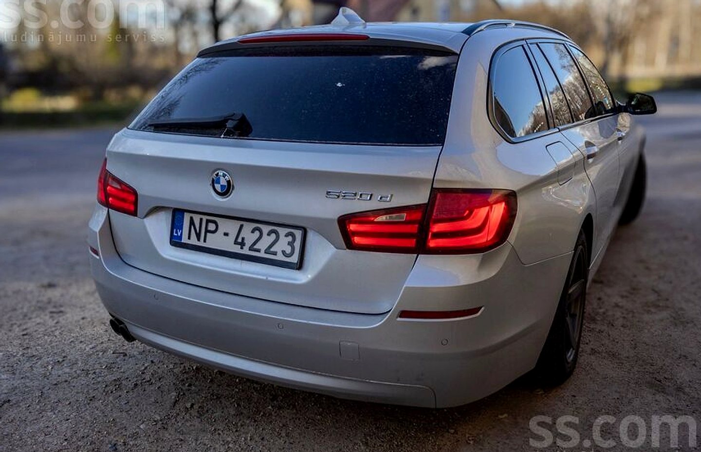 BMW 520 — foto 5