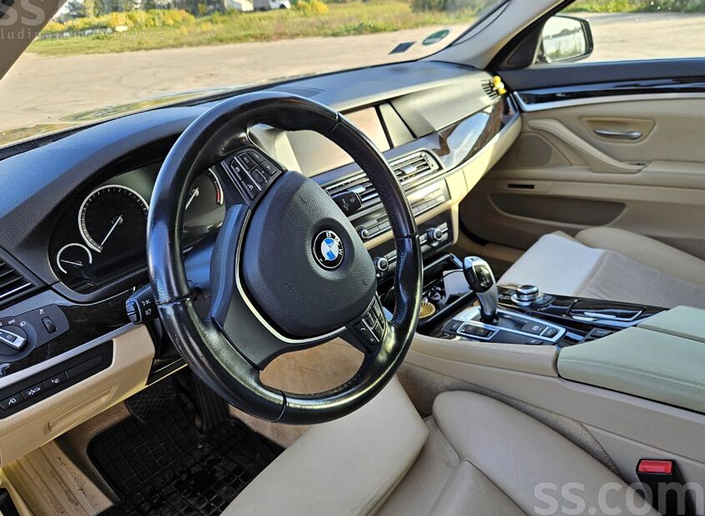 BMW 525 — foto 4