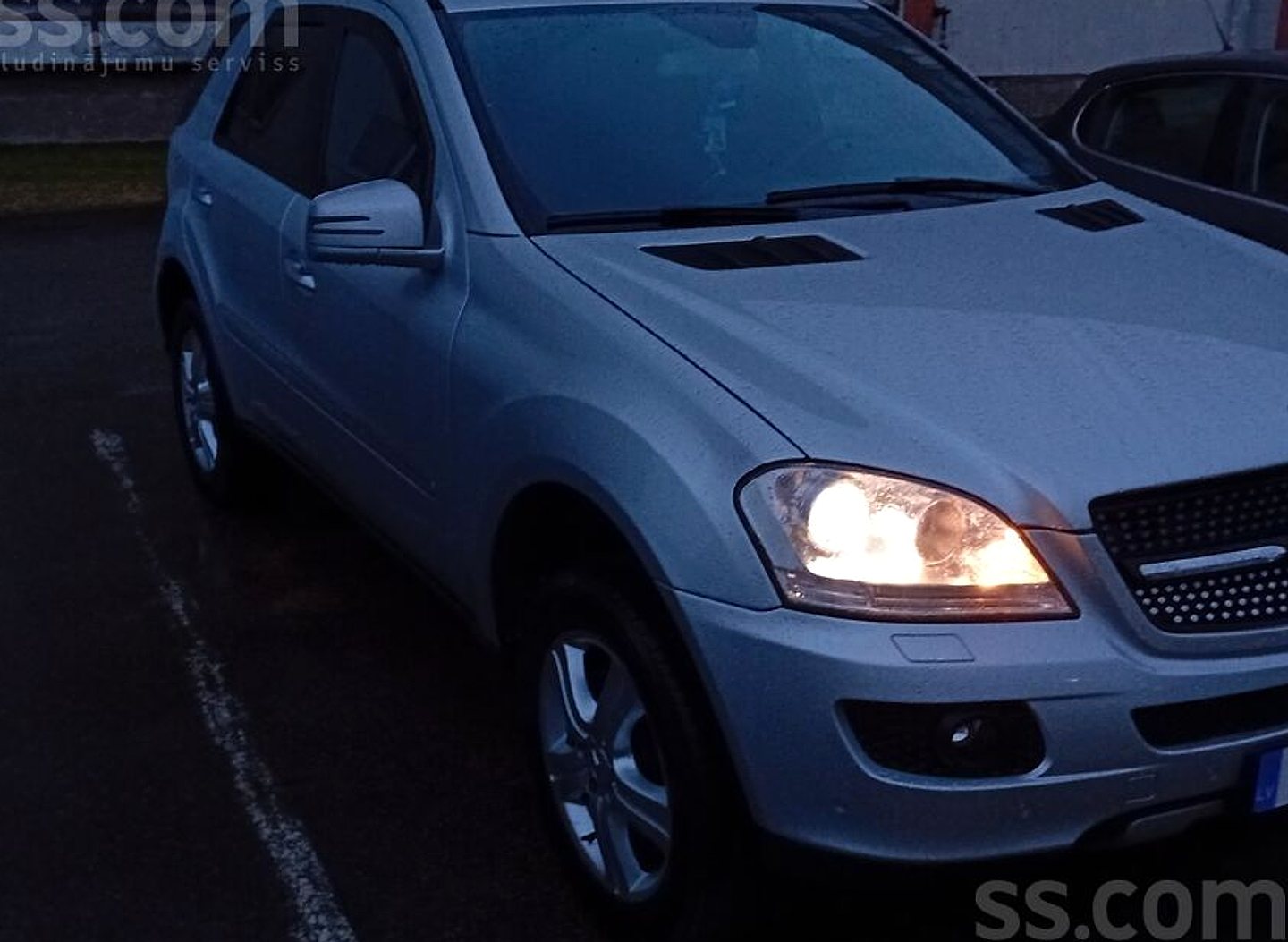 Mercedes-Benz ML320 — foto 5
