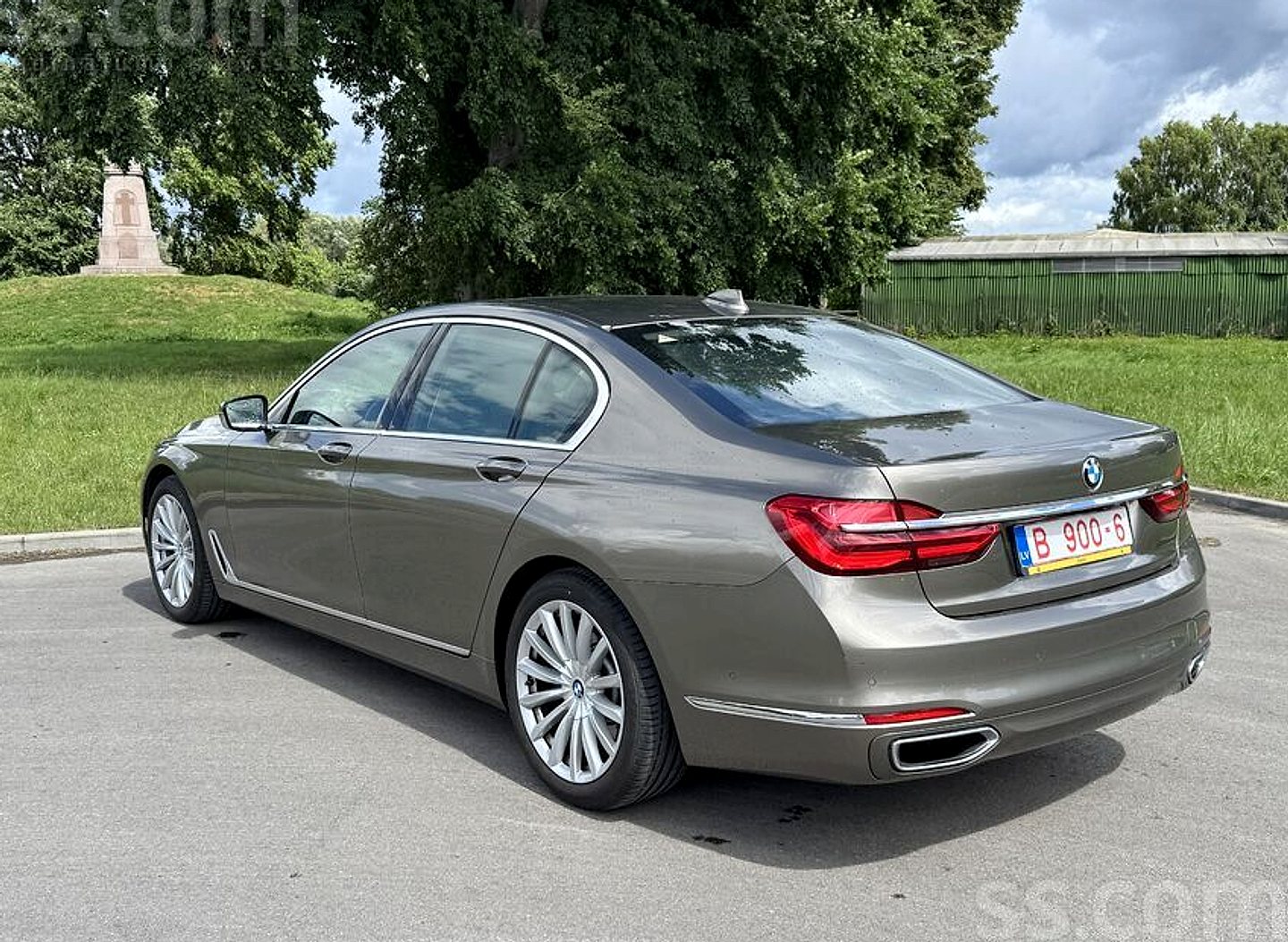 BMW 750 — foto 6