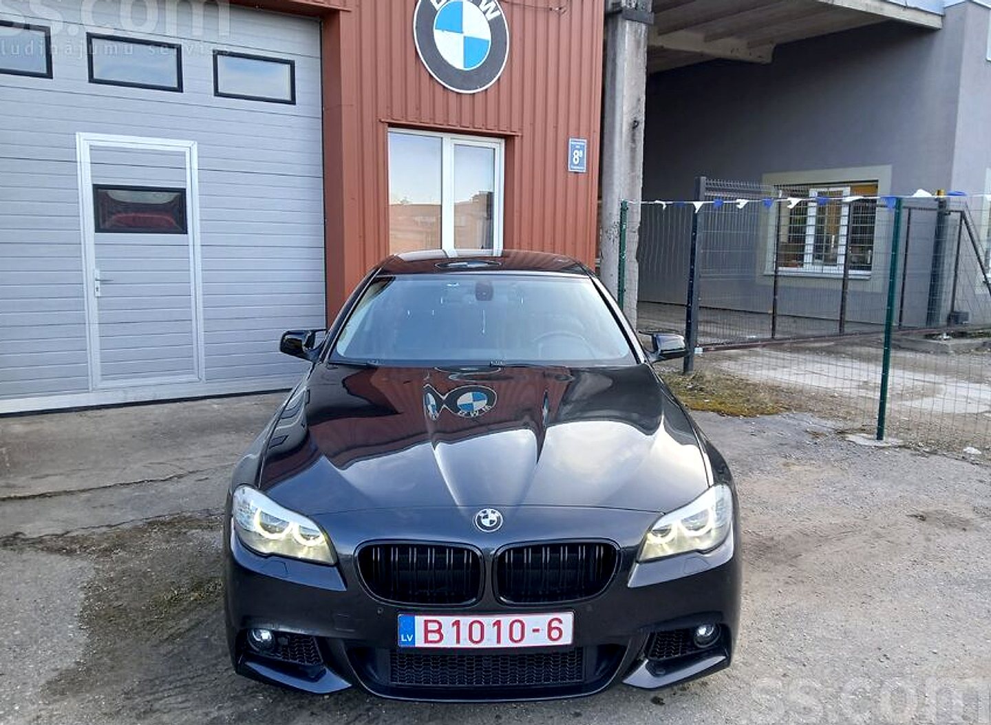 BMW 523 — foto 5