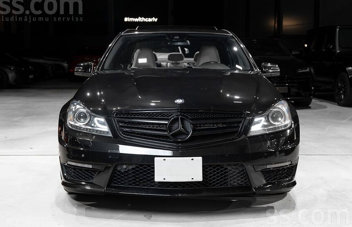 Mercedes-Benz C63 AMG — foto 2