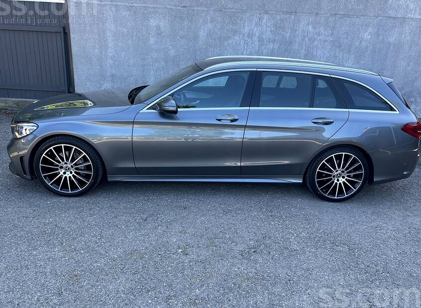Mercedes-Benz C180 — foto 4
