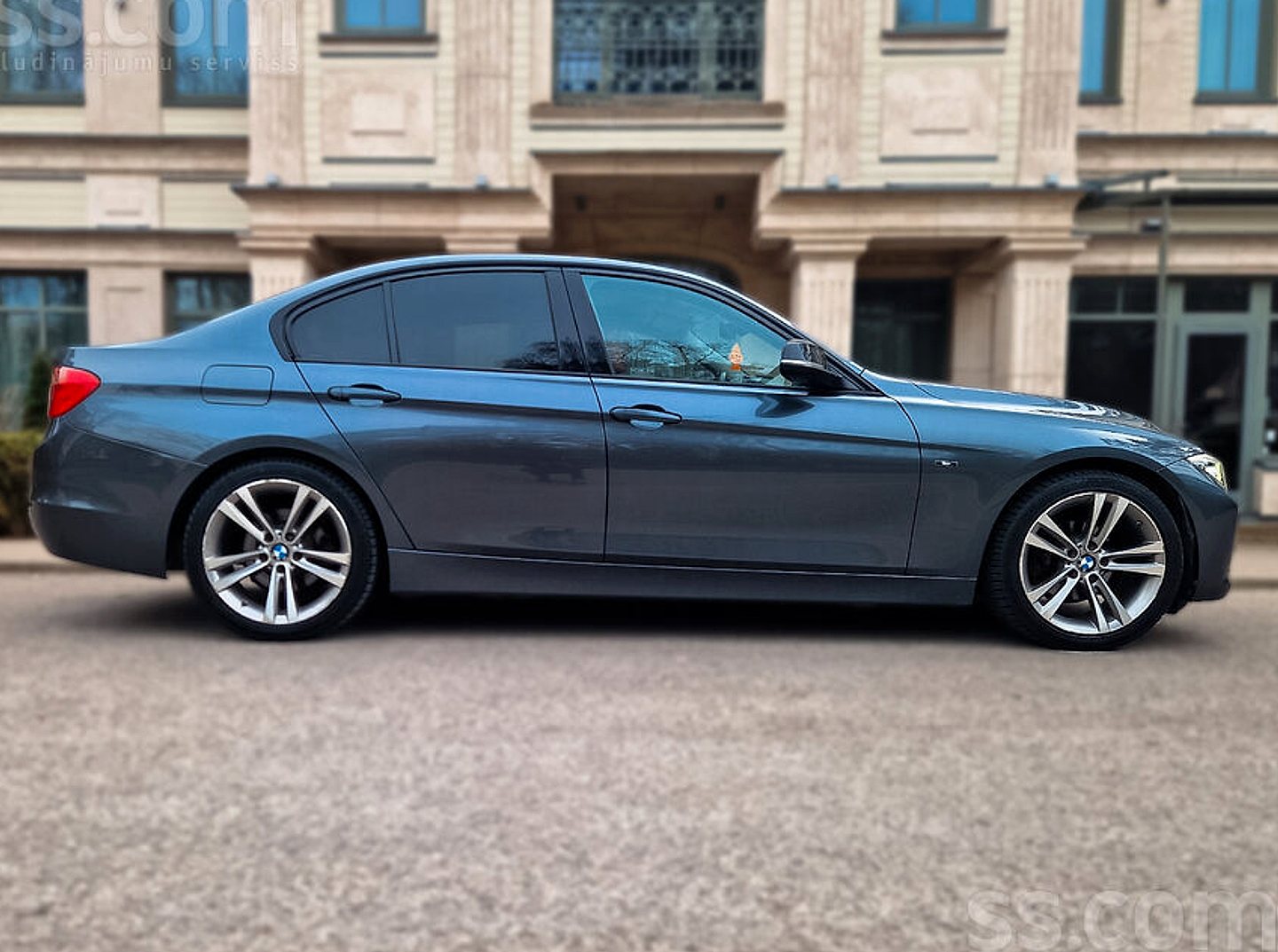 BMW 318 — foto 3