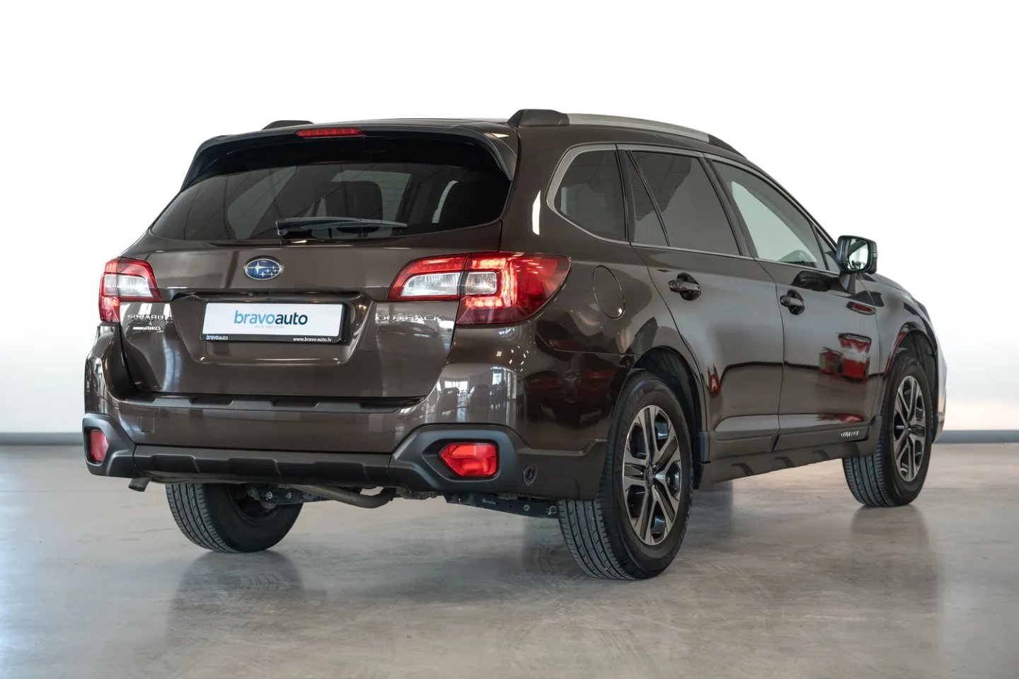 Subaru OUTBACK — foto 5